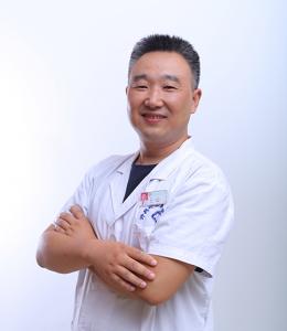 王磊