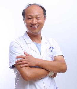 冯建新